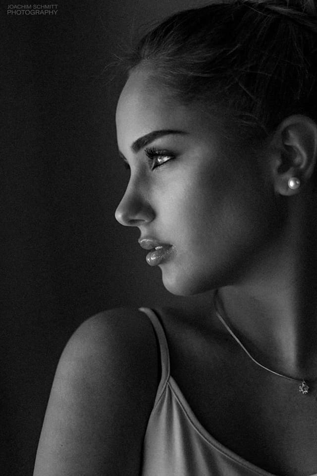 Freie Arbeit - Profil Nahaufnahme