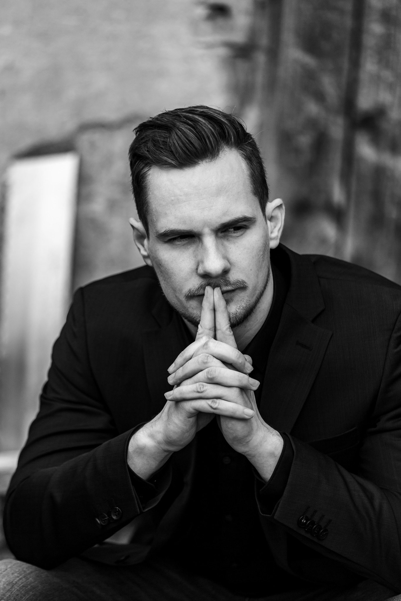 Portrait - Nachdenklich